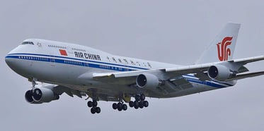 air-china-plane-landing