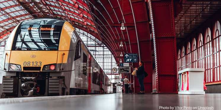 poslaju parcel hub station