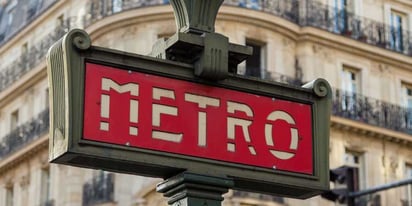 Worldwide Shipping Packages to France