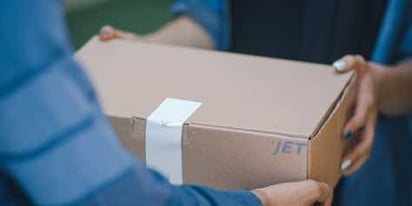 jet parcel being delivered